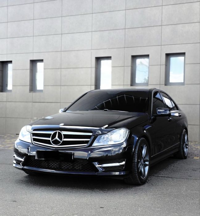 Mercedes benz c 63 AMG Личное авто ! Продажа не перекуп!