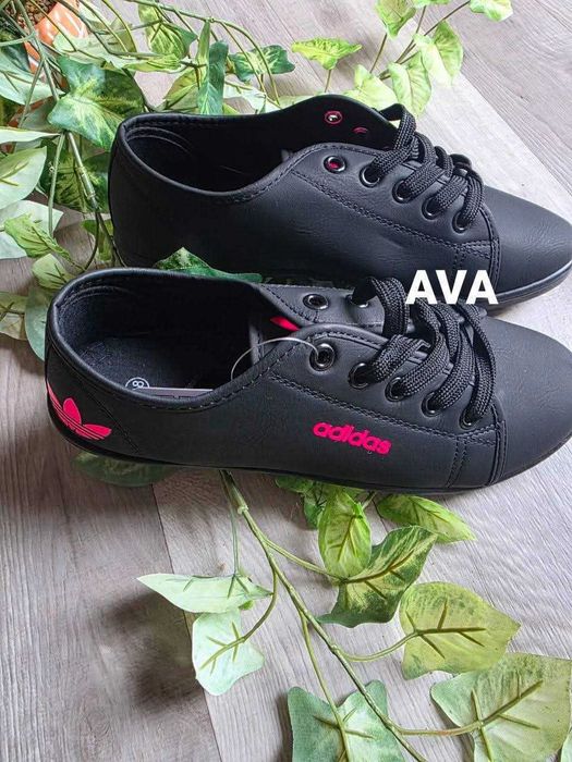 Czarne trampki damskie