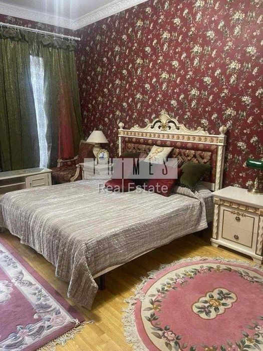 Оренда 5к квартири з паркомісцем, вул. Володимирська, Центр