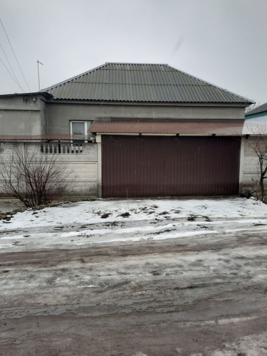 Продам дом в районе ул Передовой.