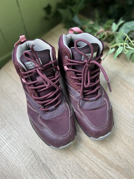 Жіночі трекінгові черевики Jack Wolfskin WTR Shield, 39 розмір