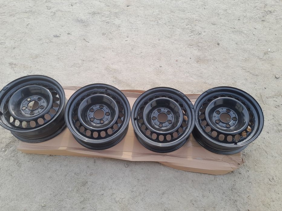 Felgi stalowe et 37 bmw