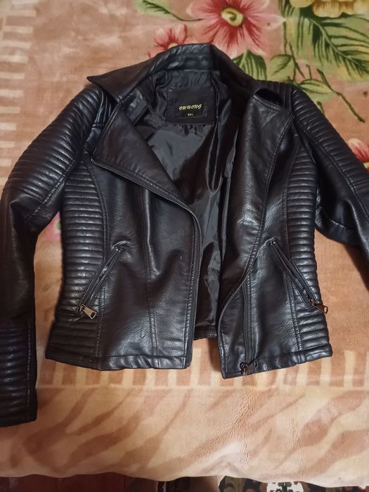 Куртка кожзам осінь