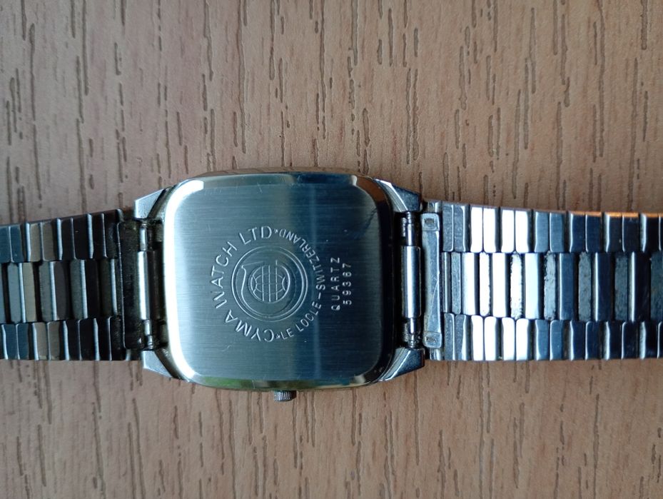 Cyma zegarek Swiss
