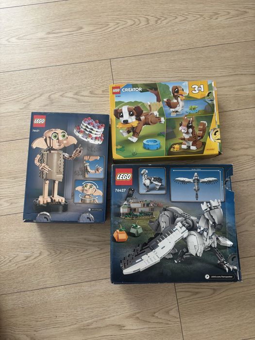 Trzy Lego klocki