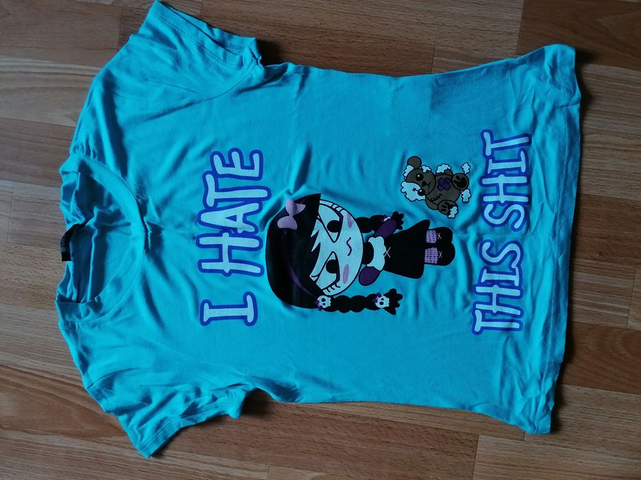 T-shirty S