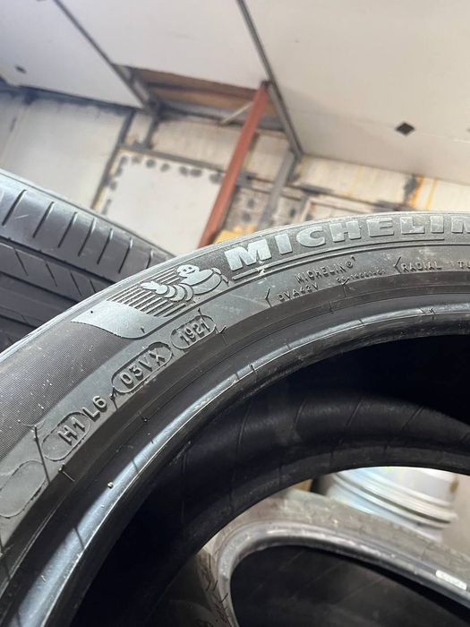 Комплект 215 55 18 99V Michelin e*Primacy