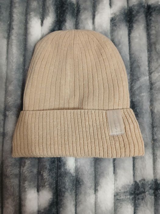 Шапки женские зима