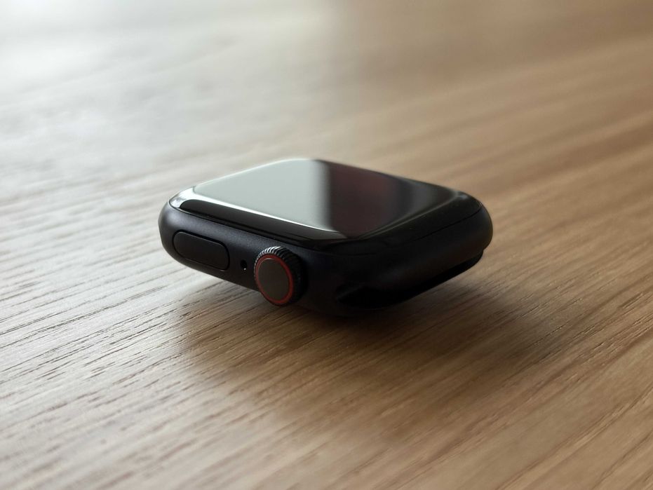 [NOWY] Apple Watch 8 [GPS + LTE/eSIM 41mm] - Midnight [Bateria 100%]