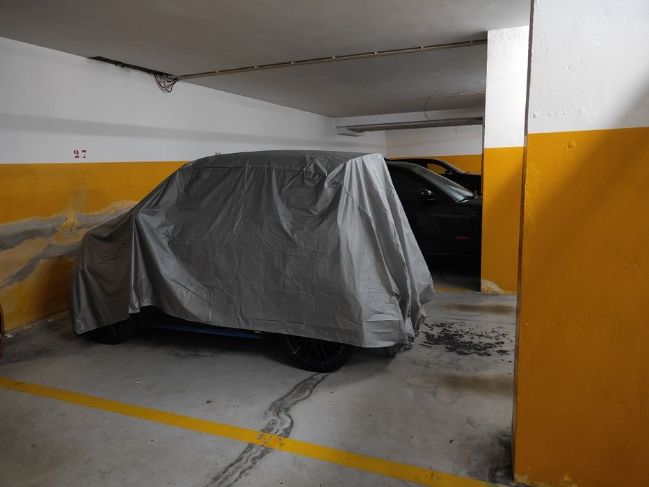 Vende-se lugar de garagem Azurém - Guimarães