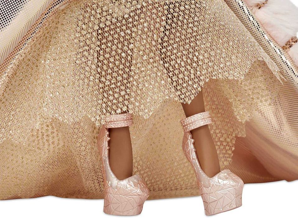 ЛОЛ Праздничная Леди омг Святкова леді LOL Surprise Holiday OMG 576518