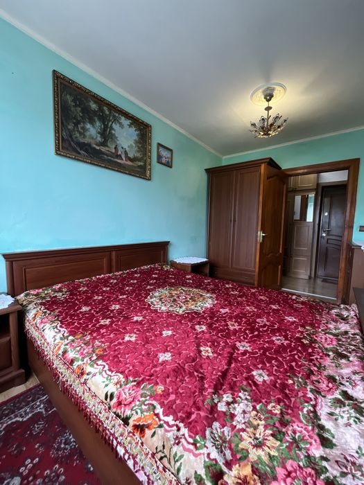Центральна частина.В гарному стані продається квартира, великий двір,можна по програмах, ваучерах. - View 5