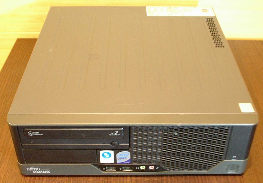Komputer Fujitsu Siemens Core2Duo E8500 3.16 Ghz, 4Gb RAM.