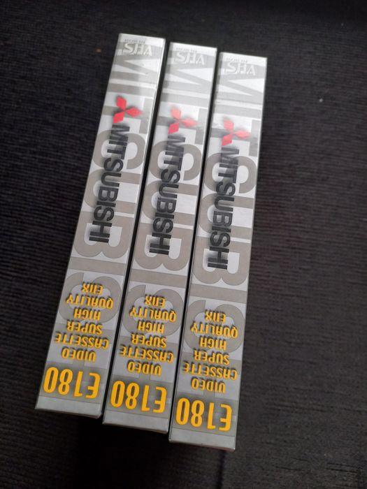 Cassetes de som e vidio novas antigas