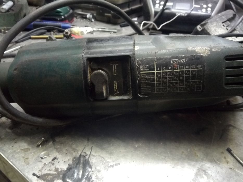 Máquina de furar Bosch