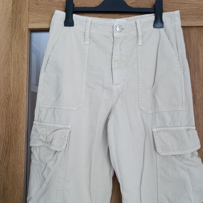 Spodnie r. 36 Zara