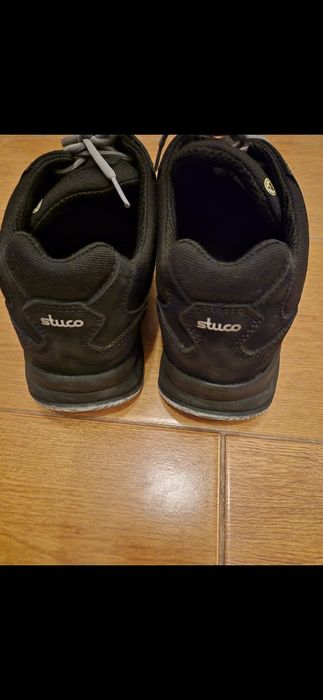 Продам кросівки, Ambitious 41 розмір,кросівки трекінгові Stuco 42p.