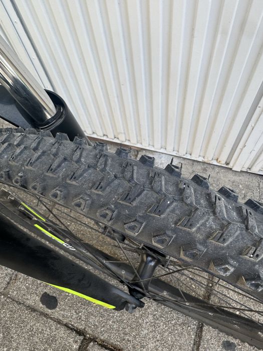 Bicicletas e suporte
