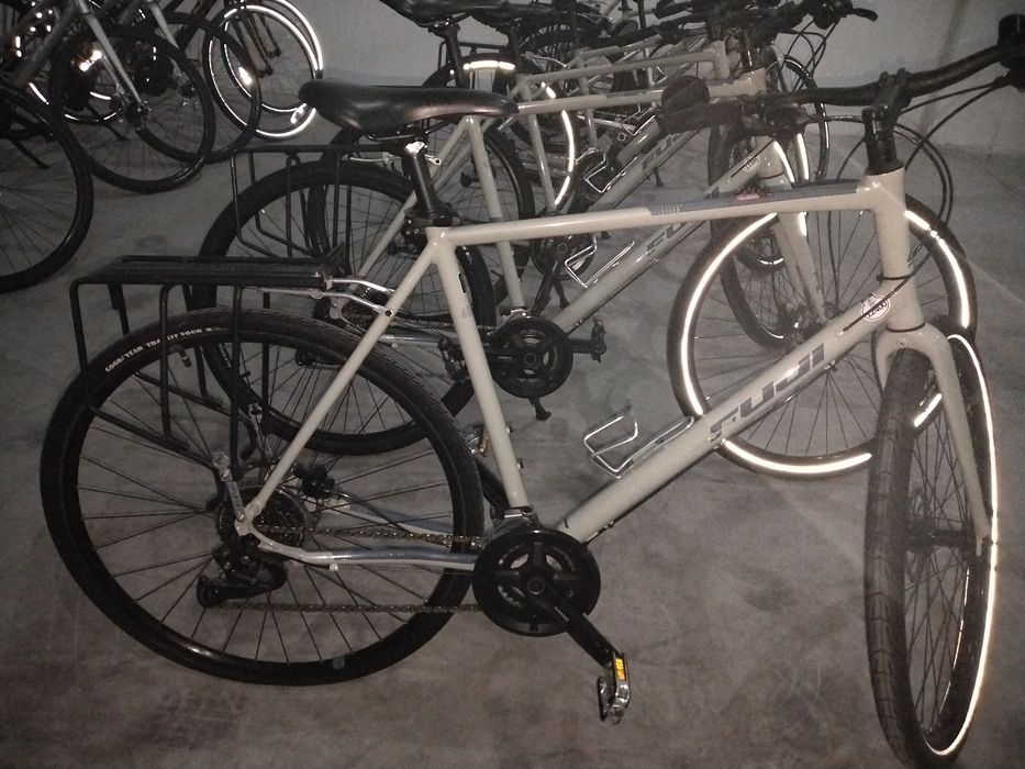 Bike híbrida Fuji