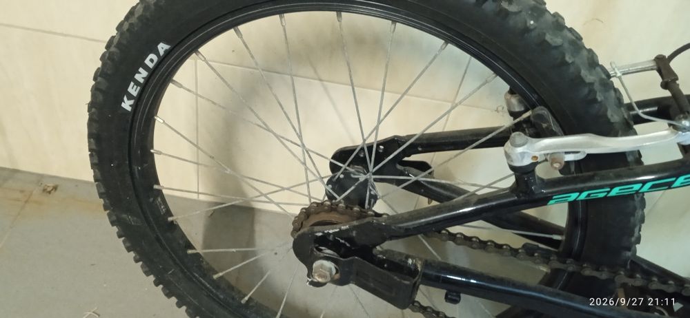 Bicicleta de criança roda 20