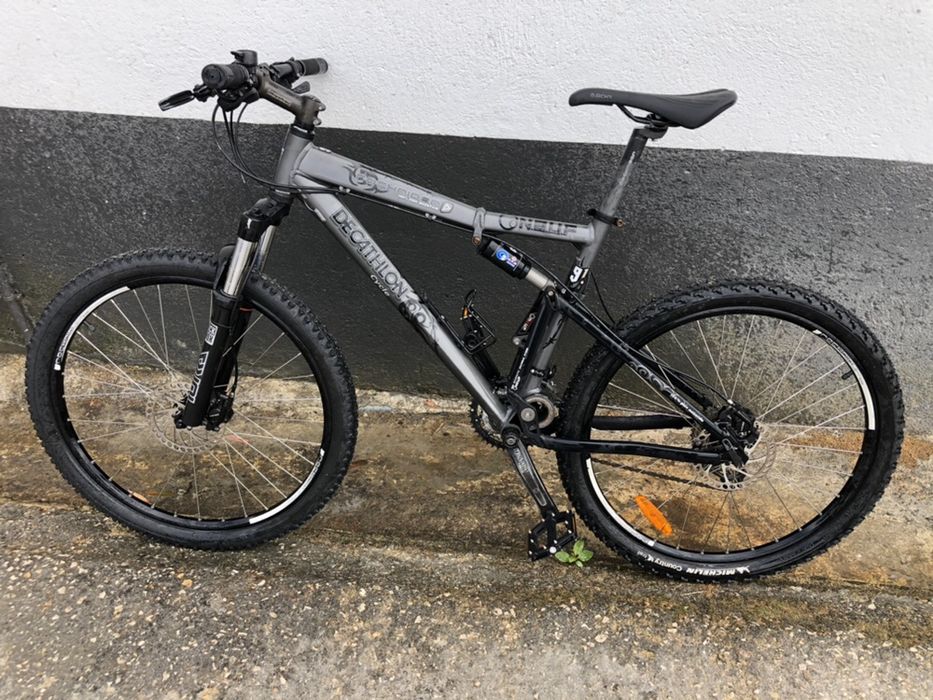 bicicleta BTT igual a nova