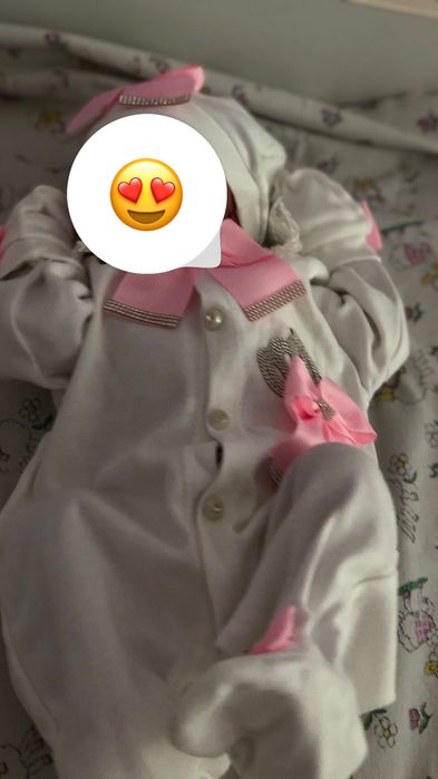 Комплект на виписку для дівчинки