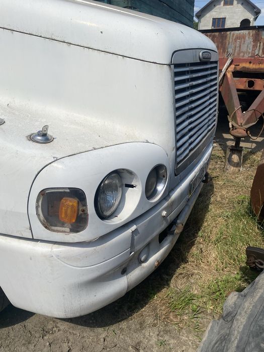 Продається самосвал Freightliner Conventl