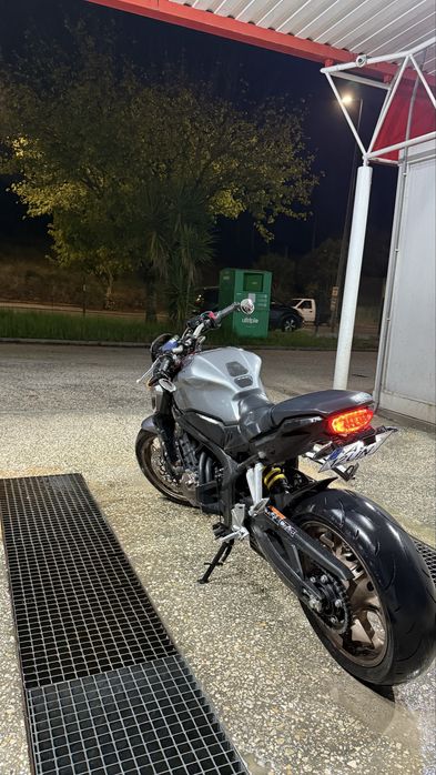 Vendo CB650R 35kw (deslimitada)