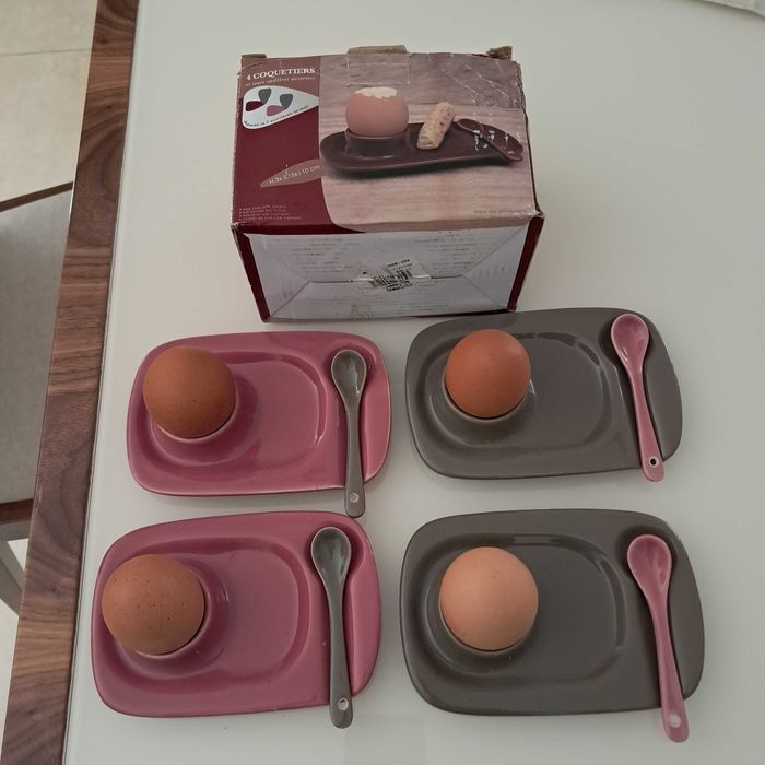 Jogo  Louça  Para Ovos Cozidos