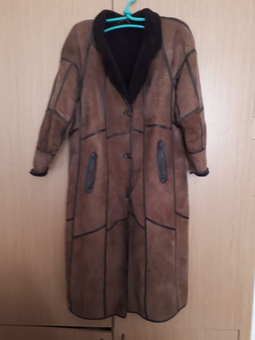 Продам дублянку жіночу довгу