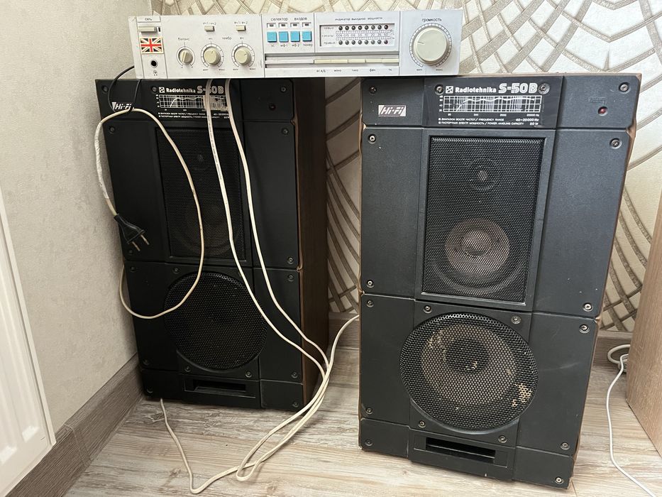 Колонки та посилювач звуку