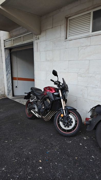 Honda CB650R com motor novo!