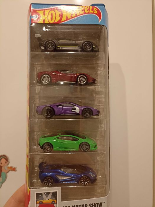 Autka Ferrari HOT WHEELS # HW MOTOR SHOW 5-pack