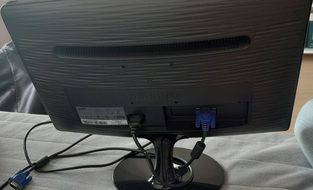 Monitor Samsung LED 19'