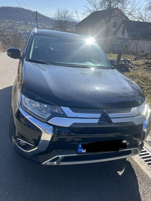 Mitsubishi outlander кінець 2017