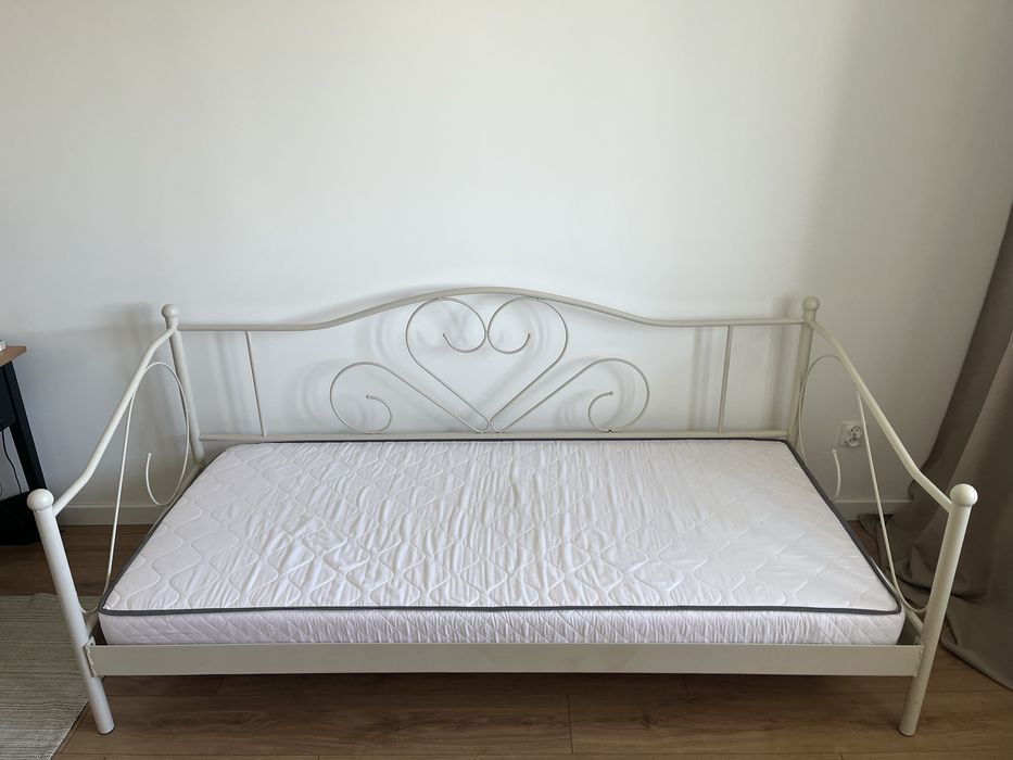Metalowe łóżko rama, stelaż, materac 90x200