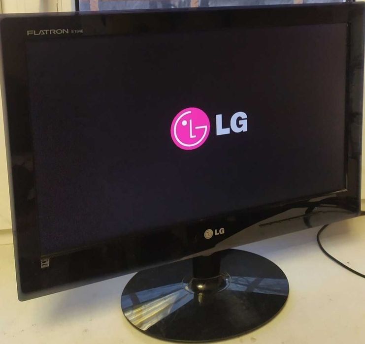 Монитор Samsung 19 20 22