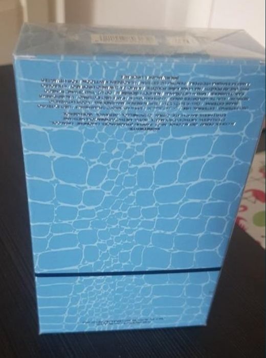 продам туалетную воду Versace Man Eau Fraiche 200ml