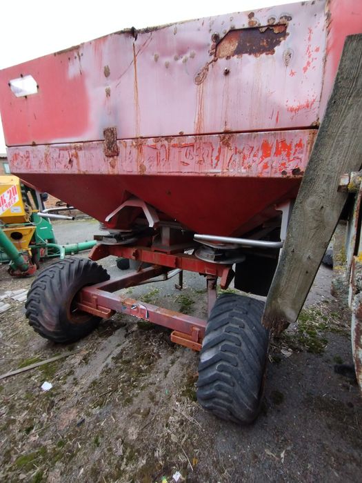 Розкидач Rauch Axis M 30.2