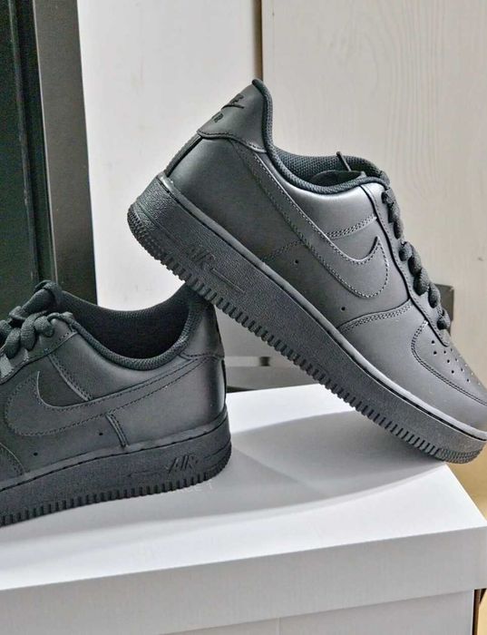 Nike Air Force 1 Low '07 black R.38.5