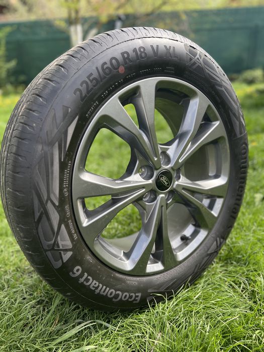 Резина  continental 225/60 R18 V XL с литым диском 7.5Jx18 ET 50