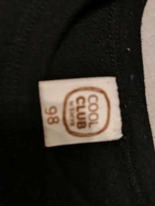 Sprzedam koszulę i sweter.