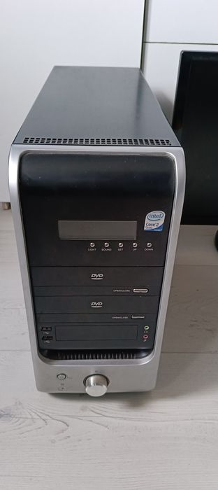 Komputer stacjonarny