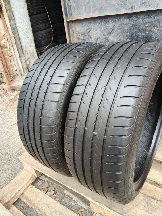 GoodYear Efficient Grip 225/45r18 made in Germany 2шт 21год 5,4мм ЛЕТО. Привезены из Германии