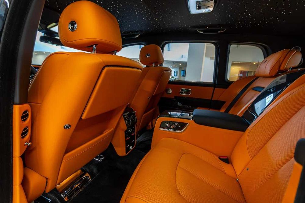 2025 Rolls-Royce Cullinan Series II Black Badge I