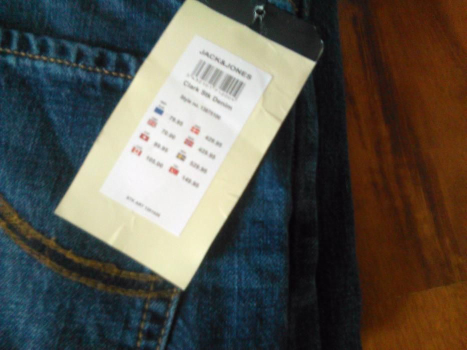 NOWE jeansy JACK & JONES rozmiar 31/34 pas 31 długość 34