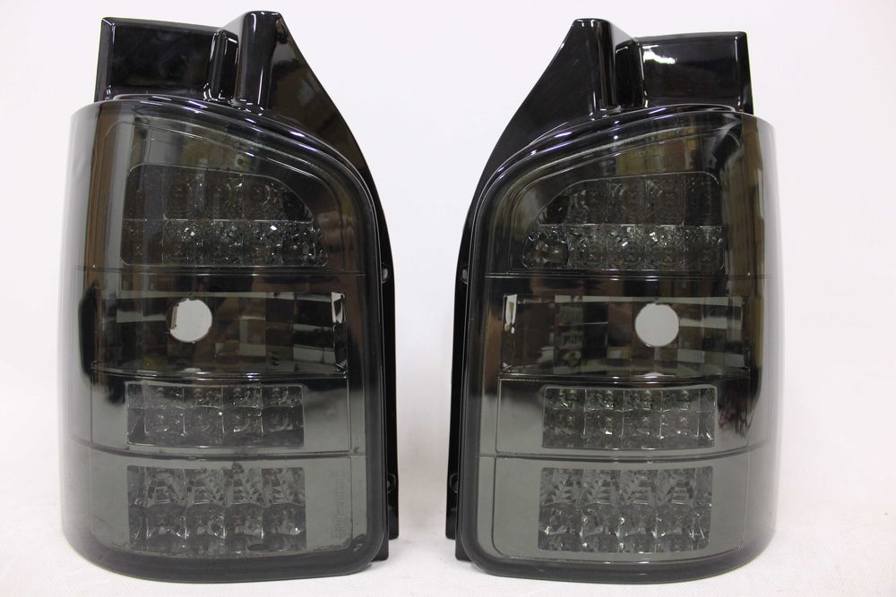 Lampy światła tył tylne VW T5 03-09 TRANSPORTER Drzwi LED TUNING Black SMOKE Tuning