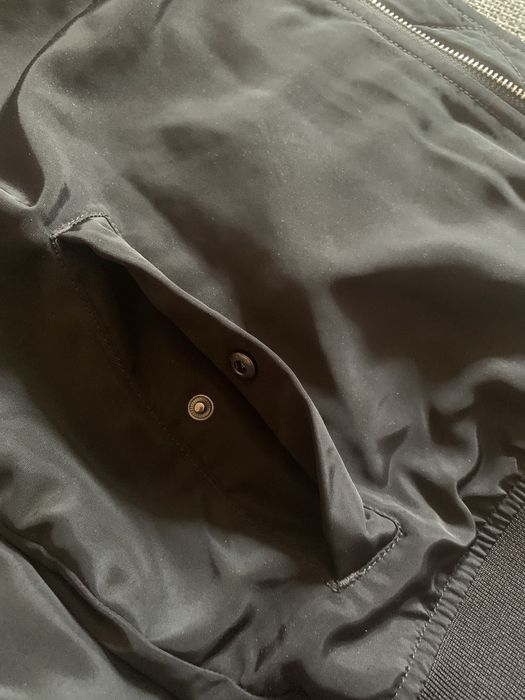 Нова куртка-бомбер фірми Ckh. Розмір S.