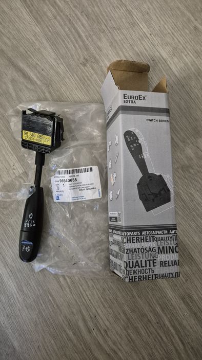 Підкермовий перемикач двірників  Авео GM 96540685