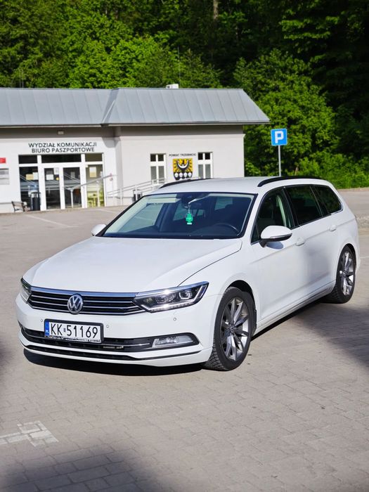 Volkswagen Passat Volkswagen Passat| 2017 | FULL LED| 240 KM | 1 WŁASCICIEL|